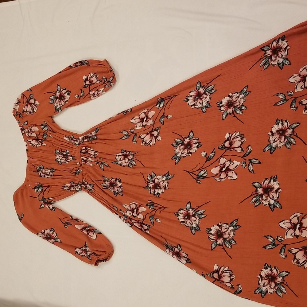 Billabong floral maxi dress
